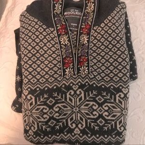 Woolrich natural fiber snowflake sweater large L